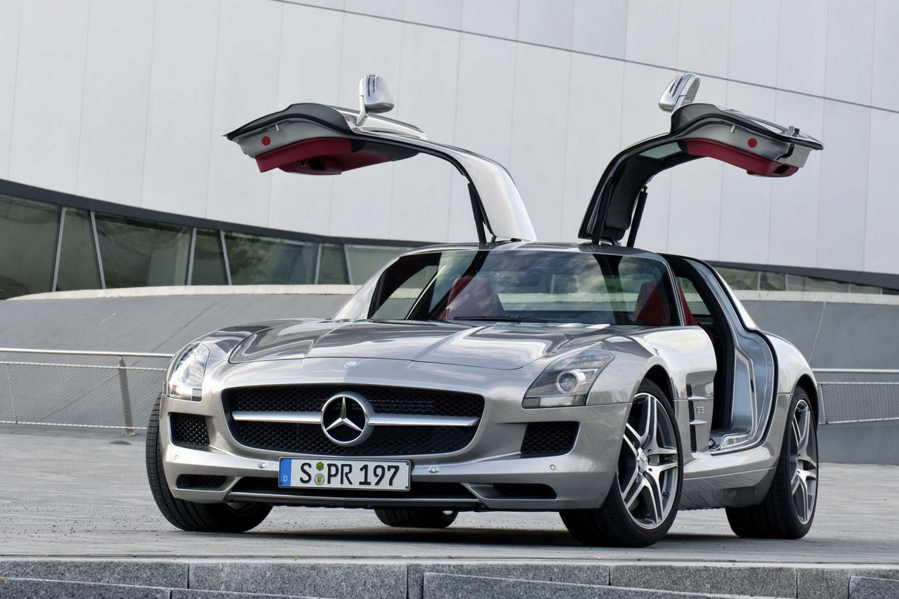 Mercedes SLS AMG Gullwing