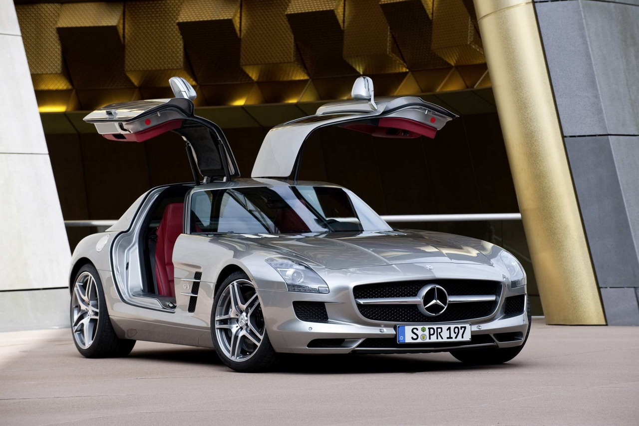 Mercedes SLS AMG Gullwing