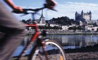 Обиколка на Замъците по Лоара с велосипед