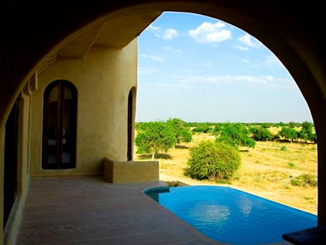 Mihir Garh Hotel