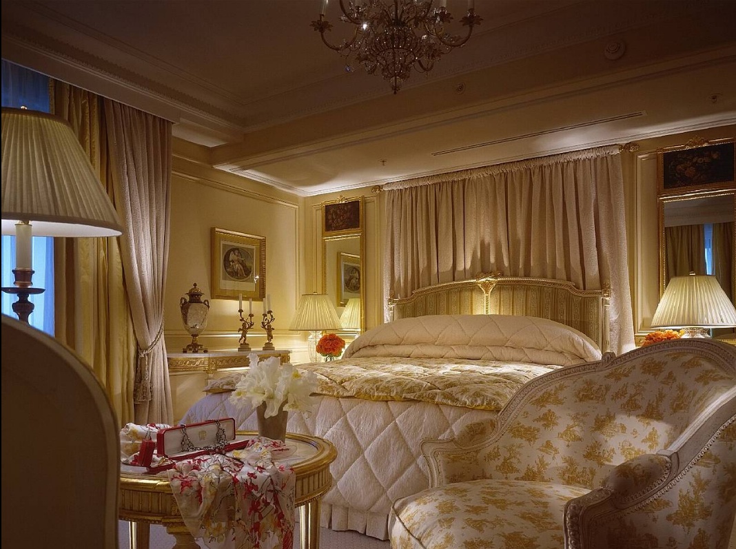 Four Seasons Hotel George V в Париж