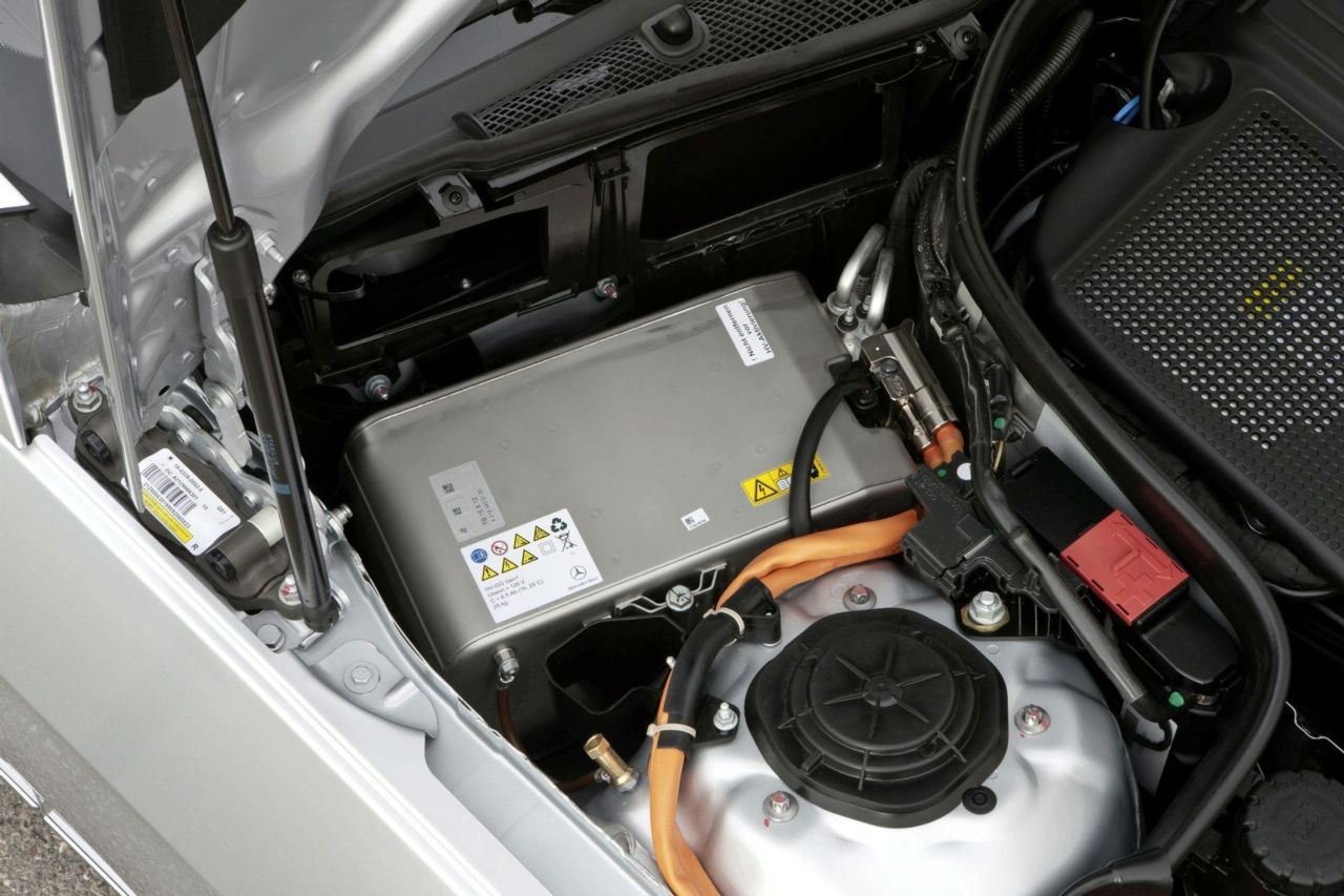 Mercedes E 300 BlueTec Hybrid