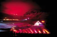 Театрално представление на австрийски ледник