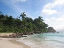 Сейшелският остров Ла Диг пленява с уникални скали