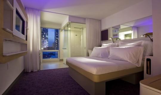 Yobot и Yotel New York